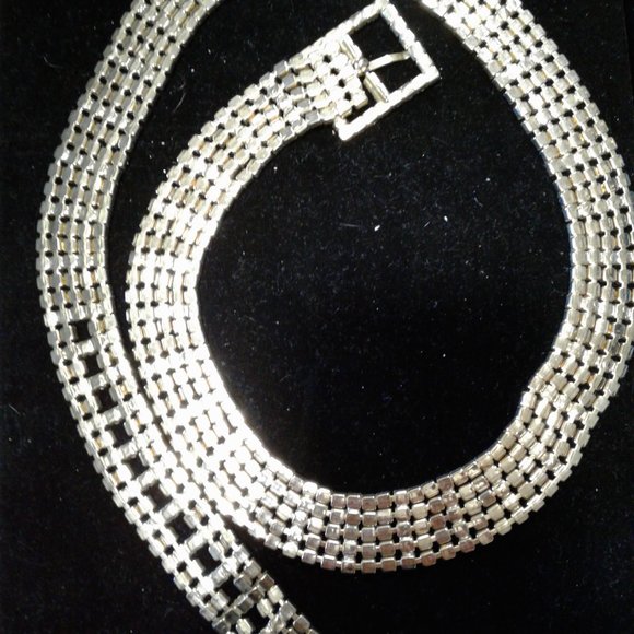 Vintage Clear Rhinestone   Gold Tone Belt  Length   33\